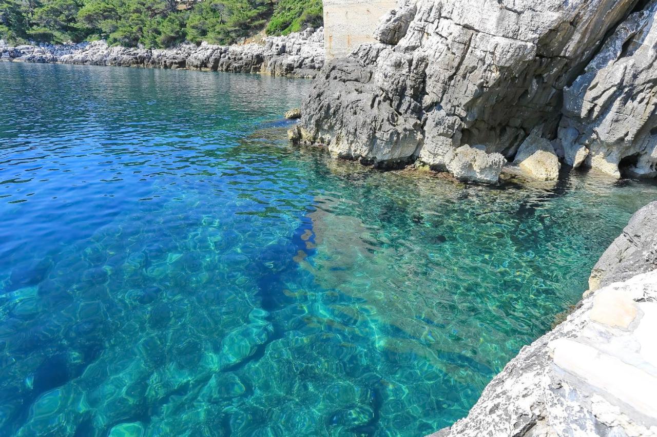 krevet i doručak Mirosa 4*